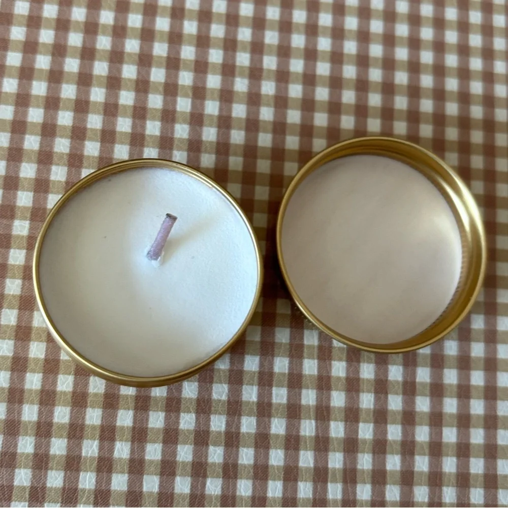 LOVERY scented wax candle‎ tiny. VANILLA
